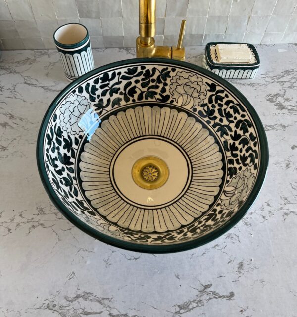 Lavabo artisanal marocain fait main – Évier design en céramique décorée (42 cm x H 15 cm, 6,5 kg) – Image 6