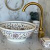 Lavabo rond fait main en céramique marocaine – Vasque artisanale bleu profond (40 cm x H 14,5 cm, 6,1 kg) – Image 6