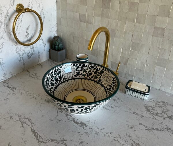 Lavabo artisanal marocain fait main – Évier design en céramique décorée (42 cm x H 15 cm, 6,5 kg)